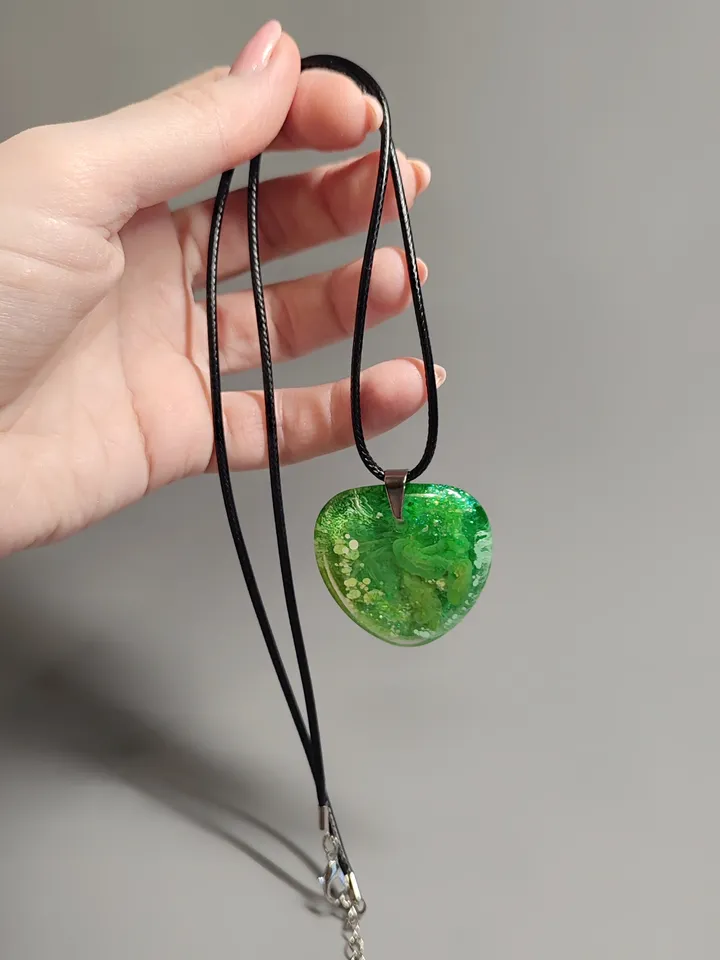 Elegant green colored pendant,handmade pendant