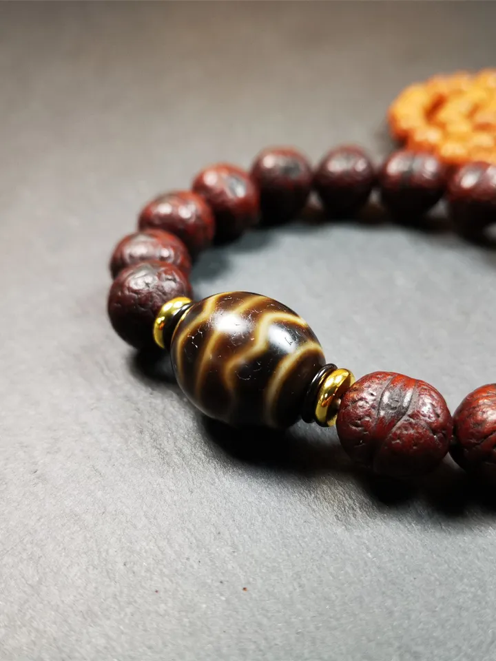 Gandhanra Unique Tibetan Dalo Dzi Bead Bracelet(30 Years Old), Fortune Wave Dzi with Old Bodhi Beads,Fit for 15-19cm Wrist