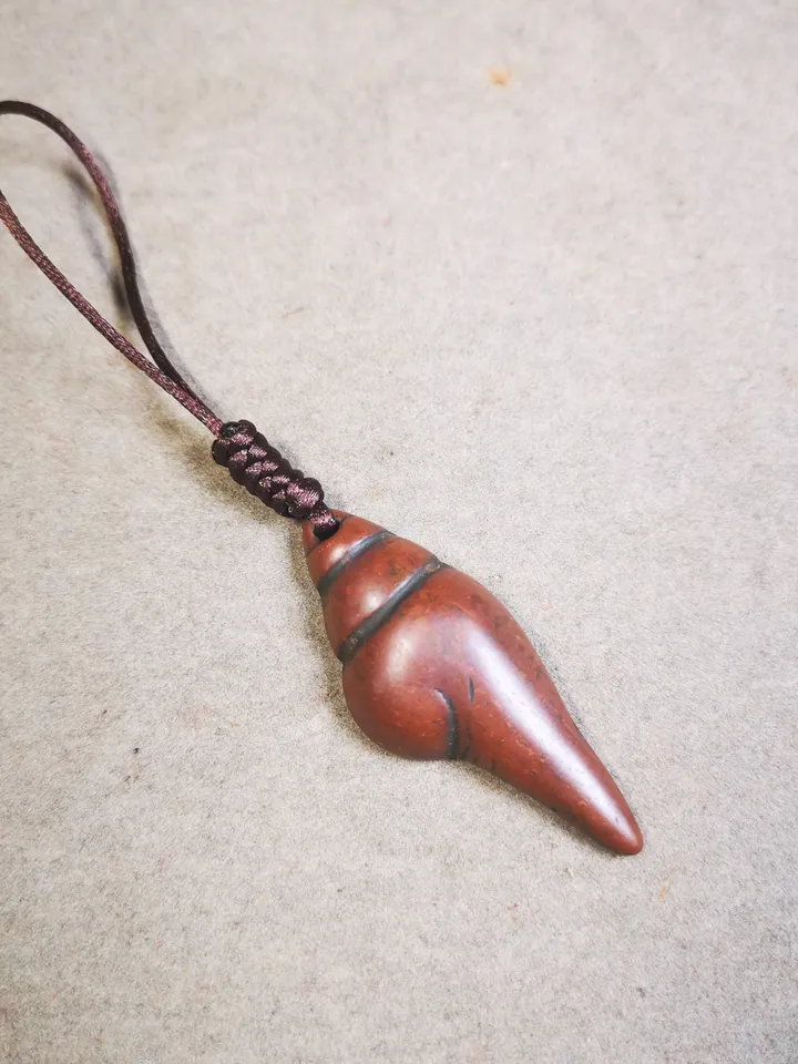Gandhanra Acient Shankha(Divine Conch) Badge,Tibetan Buddhist Protective Amulet Pendant,Made of Lima Brass
