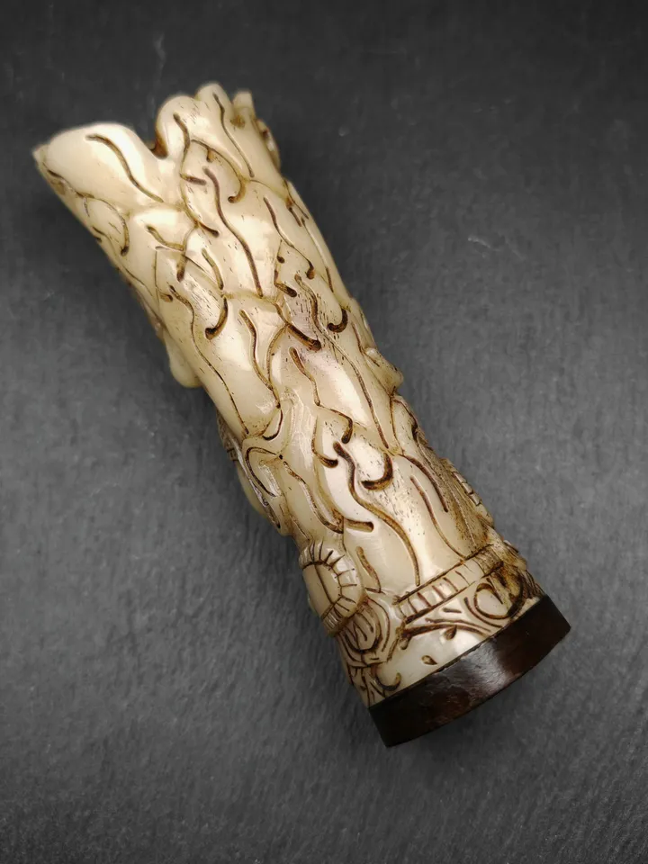 Leg Bone Carved Dudjom Troma Nagmo Pen holder,Black Wrathful Dakini Kapala Cup,Gandhanara Old Tibetan Buddhism Decor,20th,140mm × 40mm