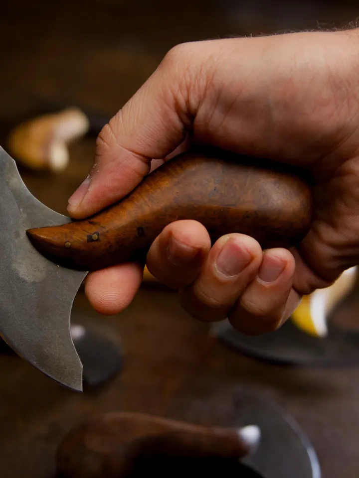 Leather Skiving Round Knife, Saddle Knife, Leathercraft Tools