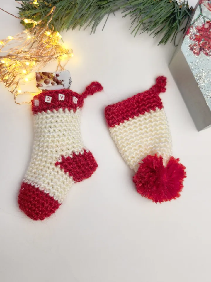Complete Christmas Crochet Set: Mini Mittens, Stocking, and Hat with Pom-Pom