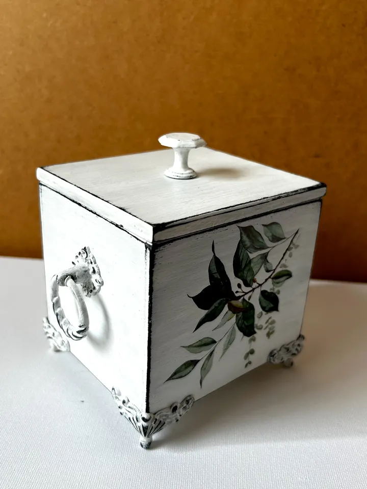 Decoupage boxes in vintage style with cupcakes - Unique Home Decor, Vintage-Inspired Decoupage Decorated Storage Box