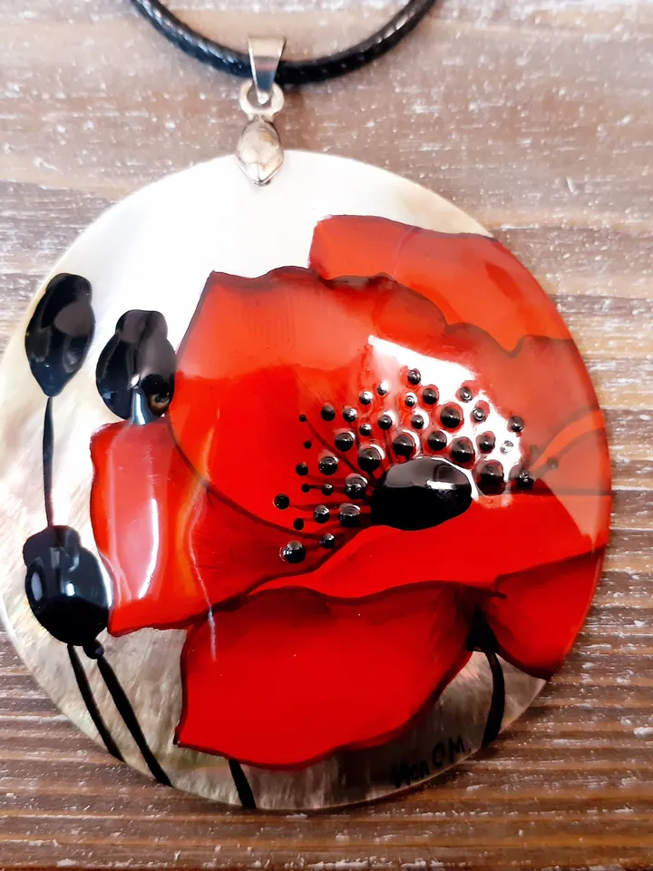 Nice pendant mother-of-pearl"Big red flower", miniature hand-painted, Russian jewelry, Hand paint necklace.miniature hand painted, gift