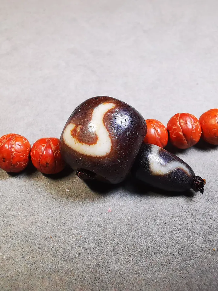 Gandhanra Old Green Tara Dzi Guru Bead,T-drilled 3-Hole Mala Bead, Prayer Bead,Connector Bead for Buddhist Bead