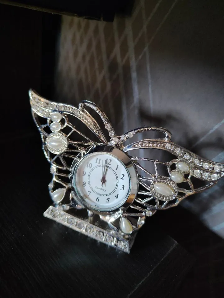 Miniature boudoir clocks,Vintage clock,quartz watch,Butterflyco style,metal watches,watches for collection,antique watch,clockwork hook