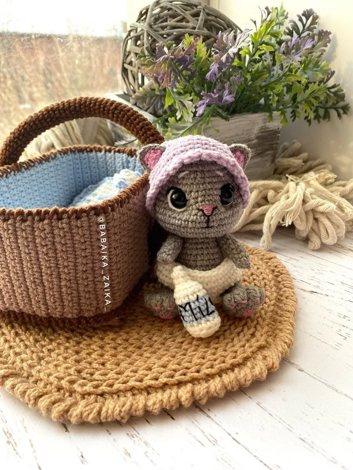 PDF Crochet Pattern Baby Cat in a Basket, Amigurumi cat pattern, Crochet Kitty, Cute cat, Animal pattern, Amigurumi animal, Crochet animal