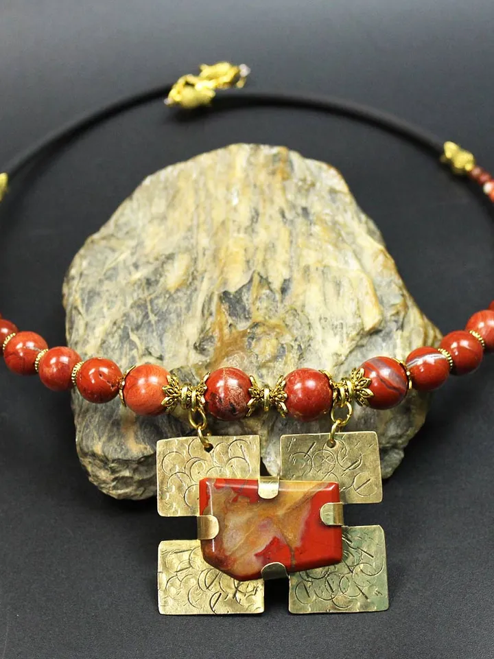 Handmade necklace made of natural Jasper stone