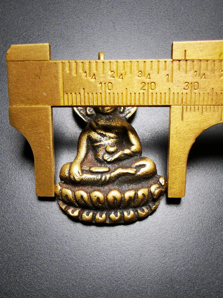 Gandhanra Antique Tibetan Buddhist Amulet Pendant,Bhaisajyaguru,Medicine Buddha,50 Years Old