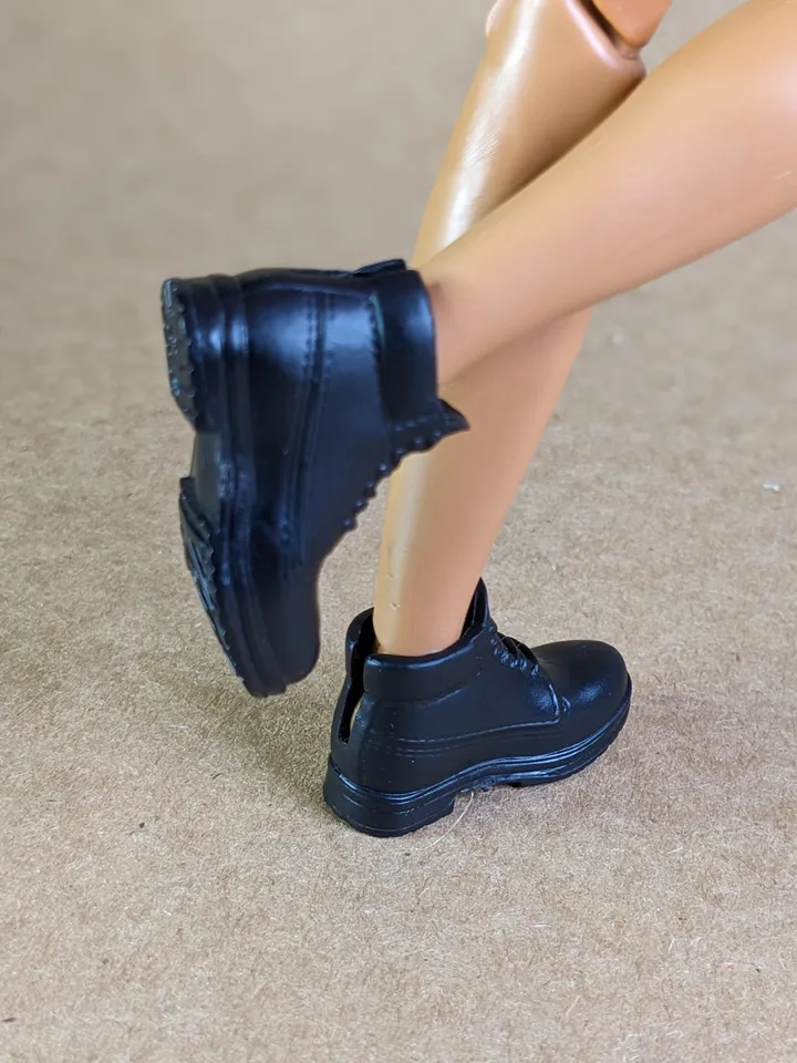 Classic black hiking boots for 1/6 scale male dolls