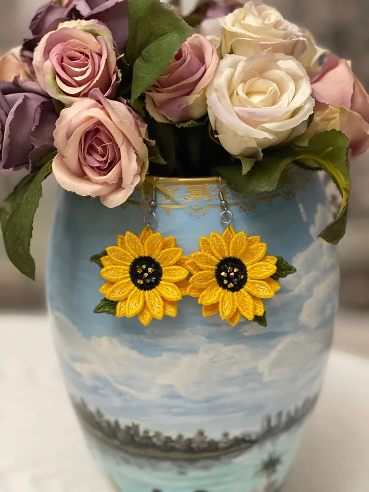Sunflower earrings FSL Machine embroidery design Digital embroidery pattern Free standing lace flower file