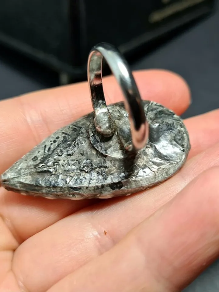 Labrodarite ring Big Massive Ring Luminous Ring Rainbow Ring