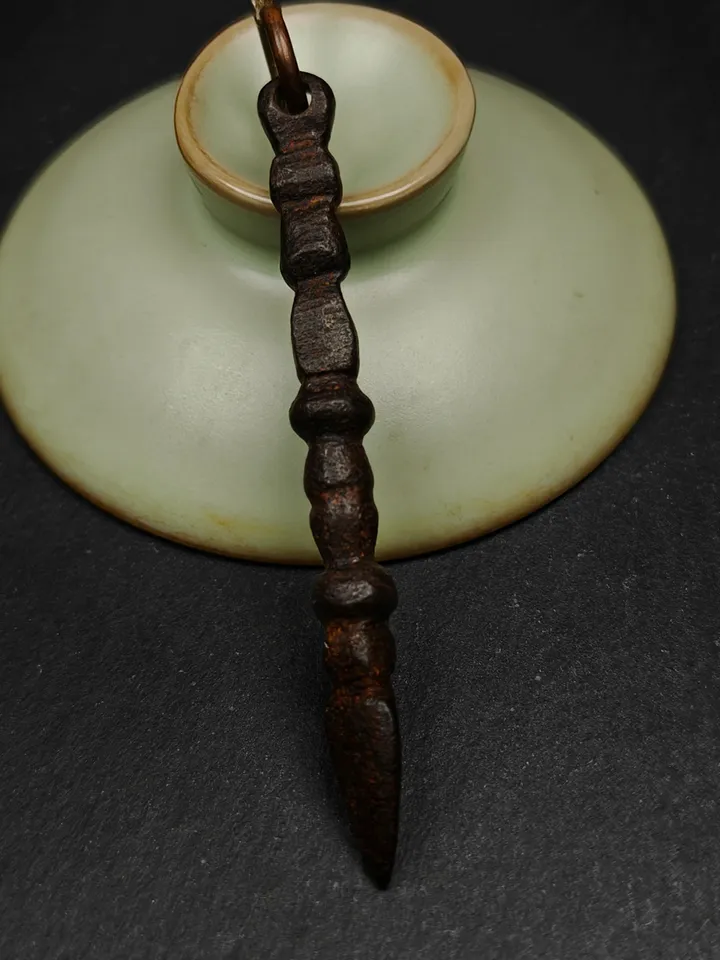 ONLE 1 - Gandhanra Authentic Old Phurba Amulet - Tibetan Ritual Kila Pendant - Made of Thokcha - 78mm Length