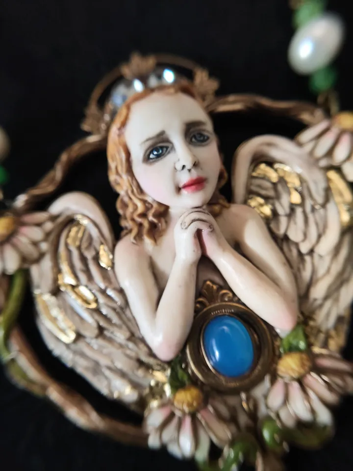 Necklace guardian Angel, Vintage Angel Pendant,Angel charm, Victorian Necklace