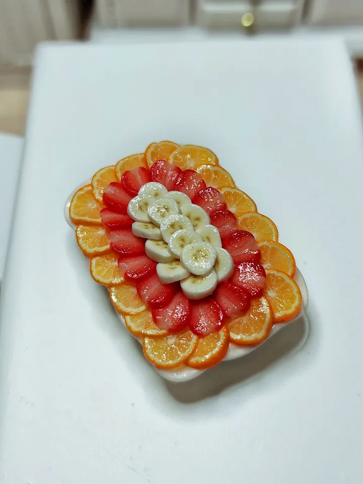 Dollhouse miniature, mini food, dollhouse, Realistic assortment of fruits on a plate, fruits for dollhouse, miniature