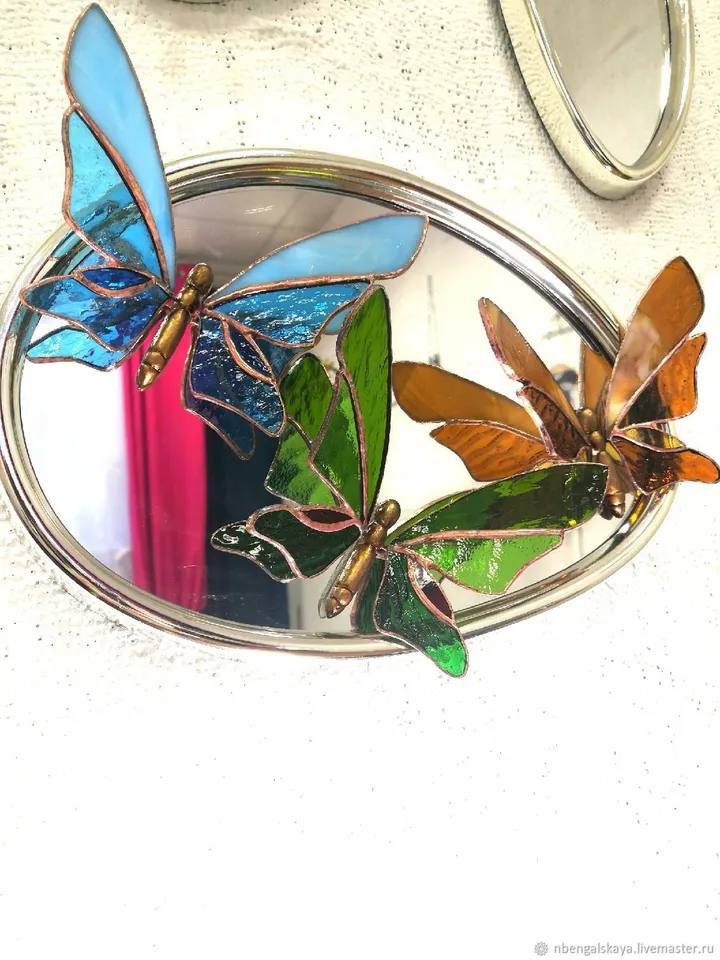 Tiffany-Style Stained Glass Butterflies, Tiffany Butterflies, Stained Glass Art, Stained Glass Butterflies in Tiffany Technique, Tiffany-Style Butterflies in Stained Glass, Tiffany Glass Butterflies, Tiffany Butterfly Stained Glass Creationss