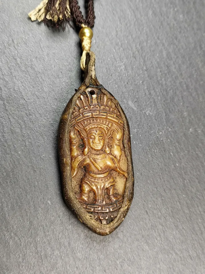 Mysterious Tibetan Buddha Statue Amulet,Gandhanra Old Tibetan Yak Bone Carved Pendant,70×29mm