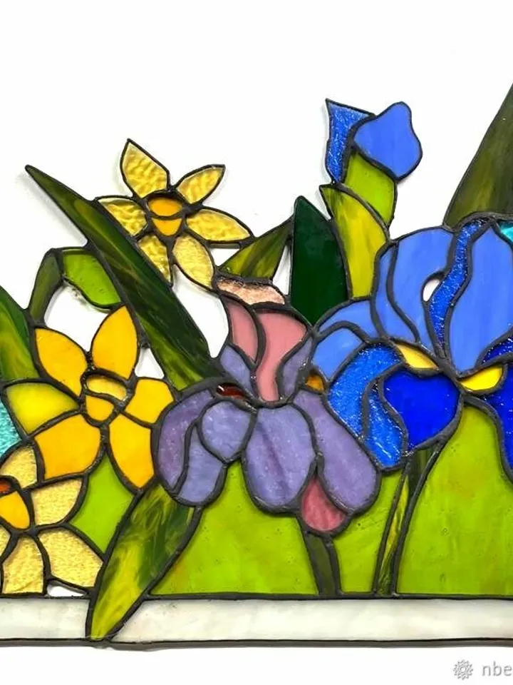 Primrose Corner: Tiffany Overlay Stained Glass, Tiffany Stained Glass: Primrose Corner Accent, Overlaid Primrose Corner, Tiffany Glass Art: Primrose Corner Overlay, Tiffany-Style Stained Glass: Primrose Corner Piece