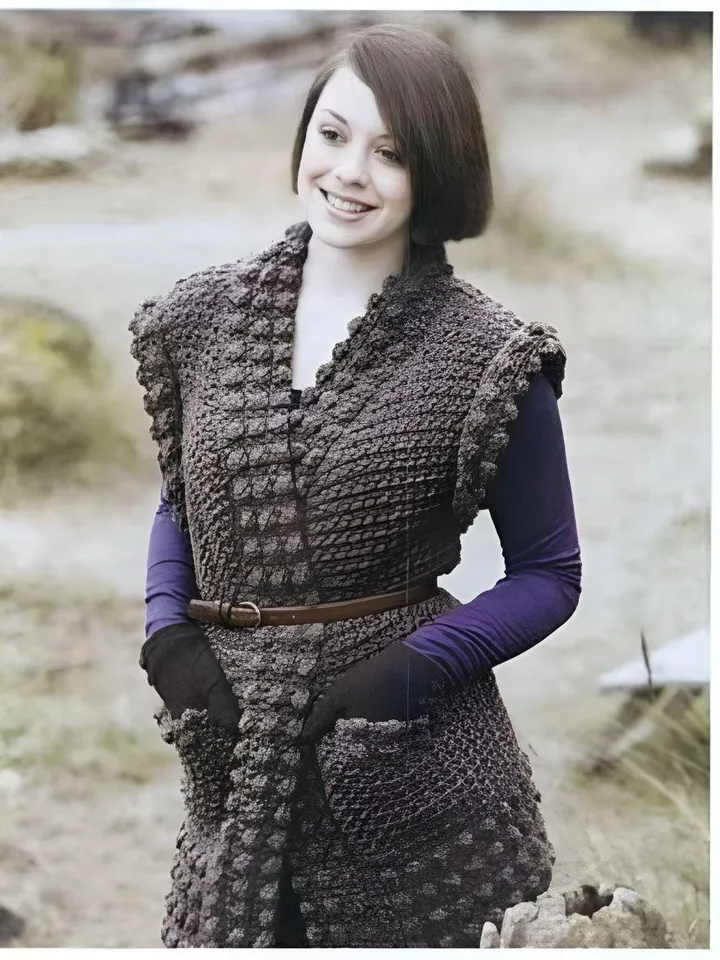 Vest crochet pattern, chunky vest pattern, waistcoat pattern pdf, sleeveless cardigan instant download