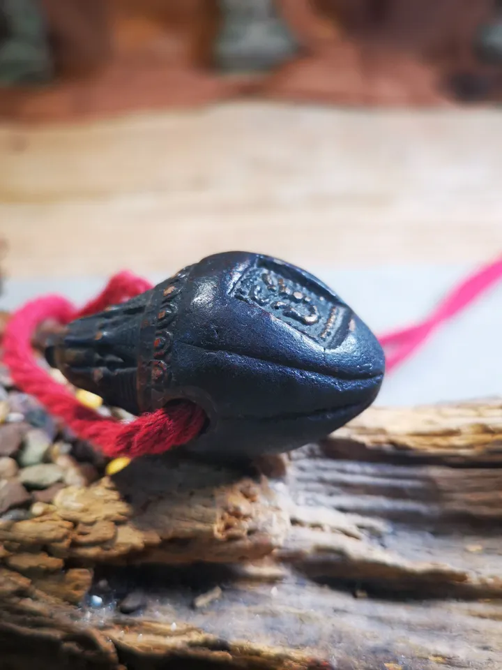Gandhanra Old Tibetan Niang La Tsa Tsa Statue,Stupa Amulet,Pagoda Pendant,wit Scorpion Stamp,50 Years Old