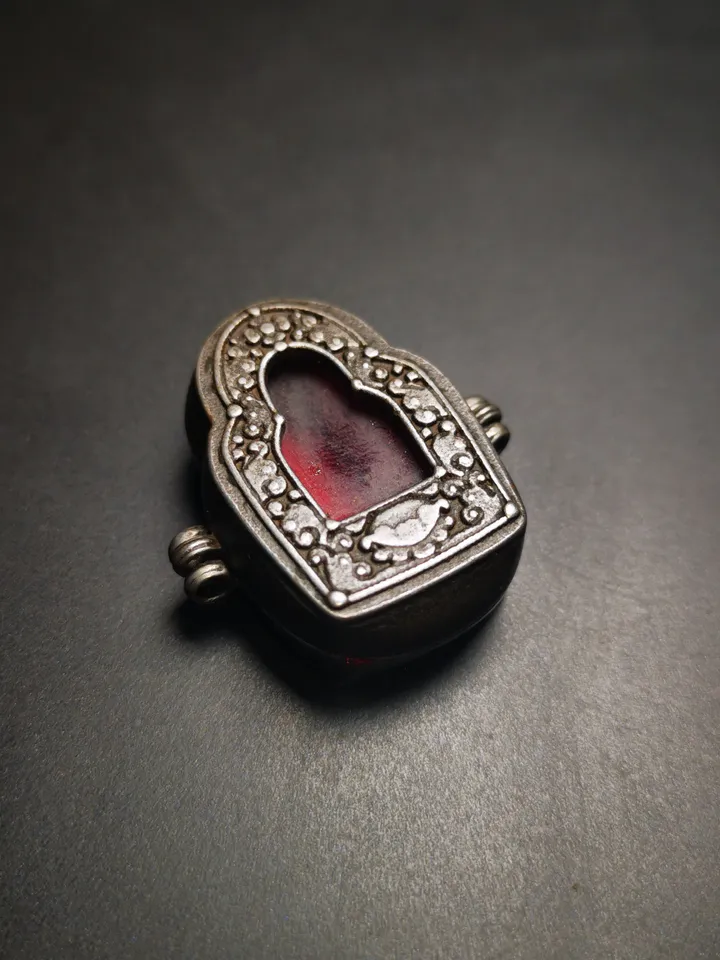 Gandhanra Antique Handmade Gau Ghau Shrine, Mini Tibetan Buddhist Altar Amulet Pendant