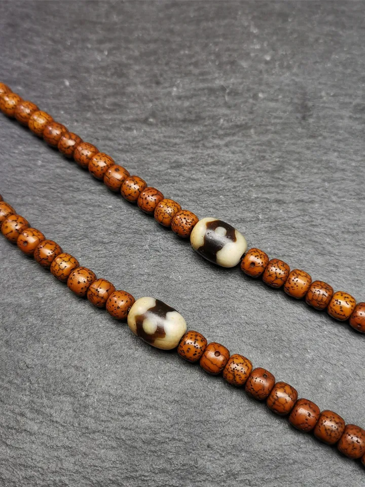 Gandhanra Tibetan Mandala 3 Eyes Dzi Bead Accessories,Dzi Spacer Beads,Marker Beads for Mala,Necklace,Amulet,0.4" × 0.55"