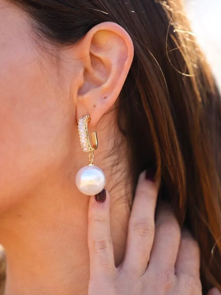 Pearl Hoop Wedding Earrings, Bridesmaid Gift, Minimalist Bridal Earrings, Swarovski Jewelry, CZ Statement Wedding Earrings,Statement Jewelry