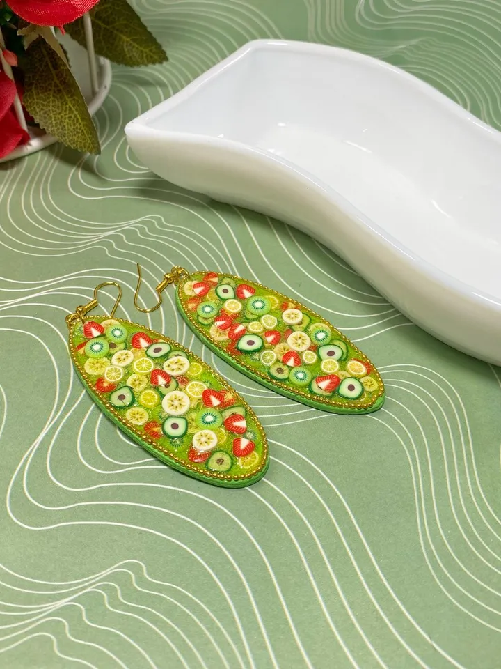 Handmade summer earrings. UV resin.