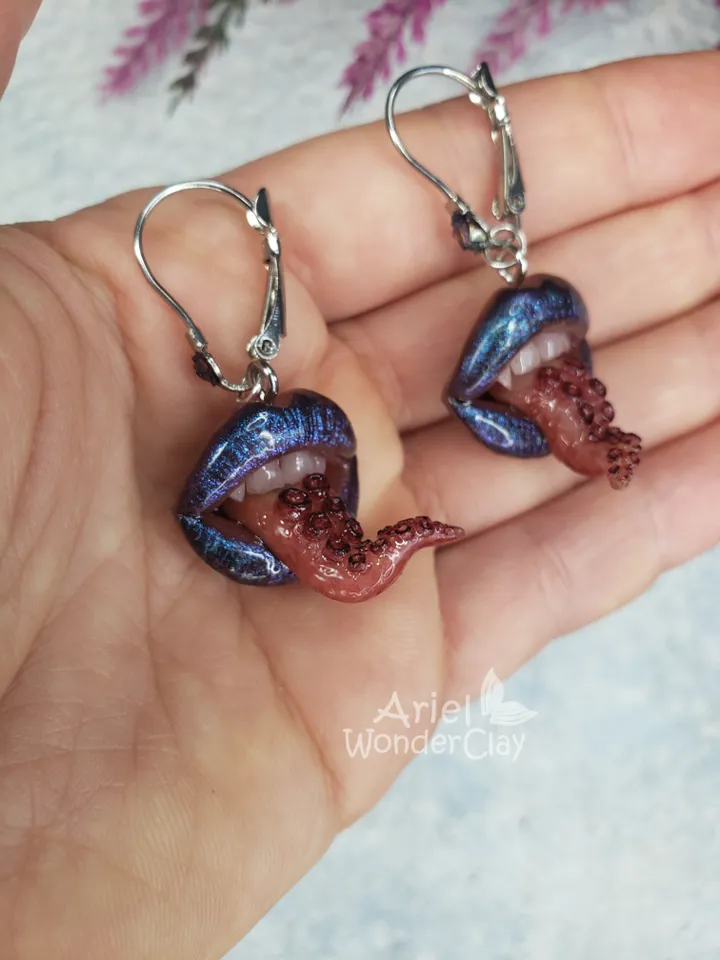 Tentacle tongue Galaxy Lips earrings, stainless steel