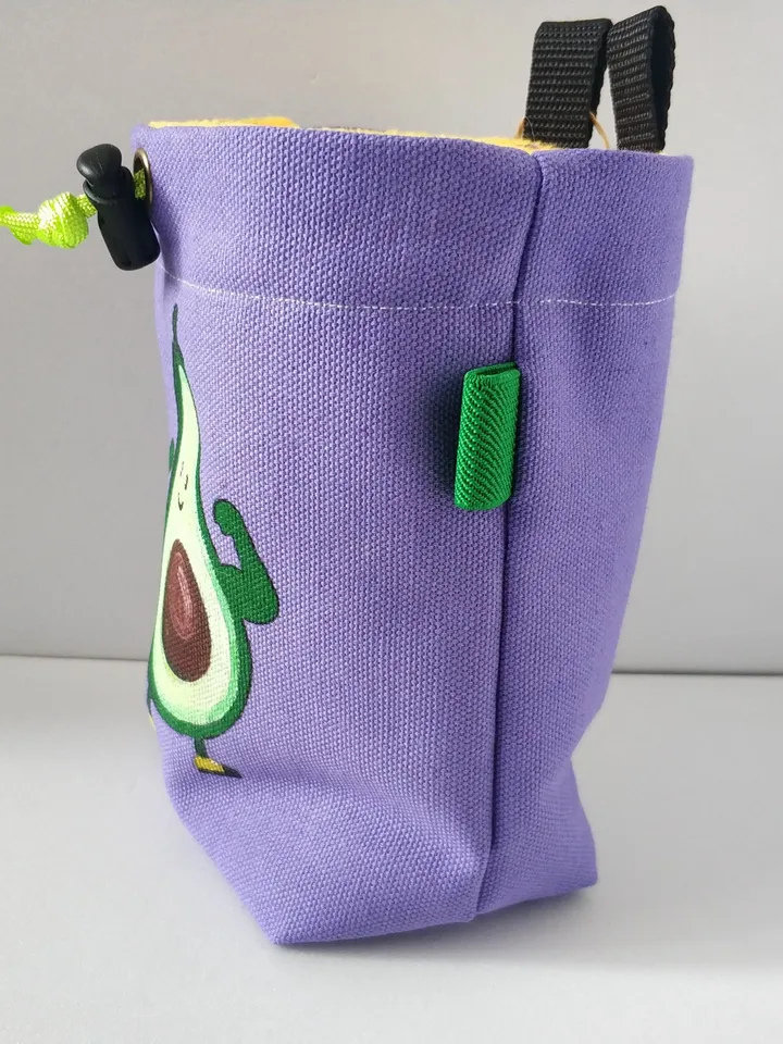 Avocado rock climbing chalk bag for climber