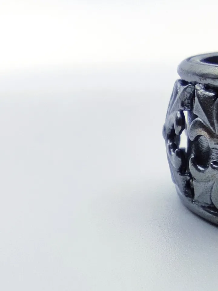 Gorgeous Fleur de Lis Ring