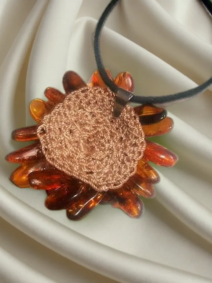 Baltic Amber Flower Pendant Necklace Jewelry For Women girl Holiday Aster Flower handmade jewelry Bohemian Summer autumn jewelry
