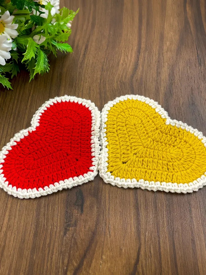 Crochet Heart Shaped Doily - Heart Potholder Crochet Pattern - Cute Crochet Decor for Valentine's Day or Housewarming Gift