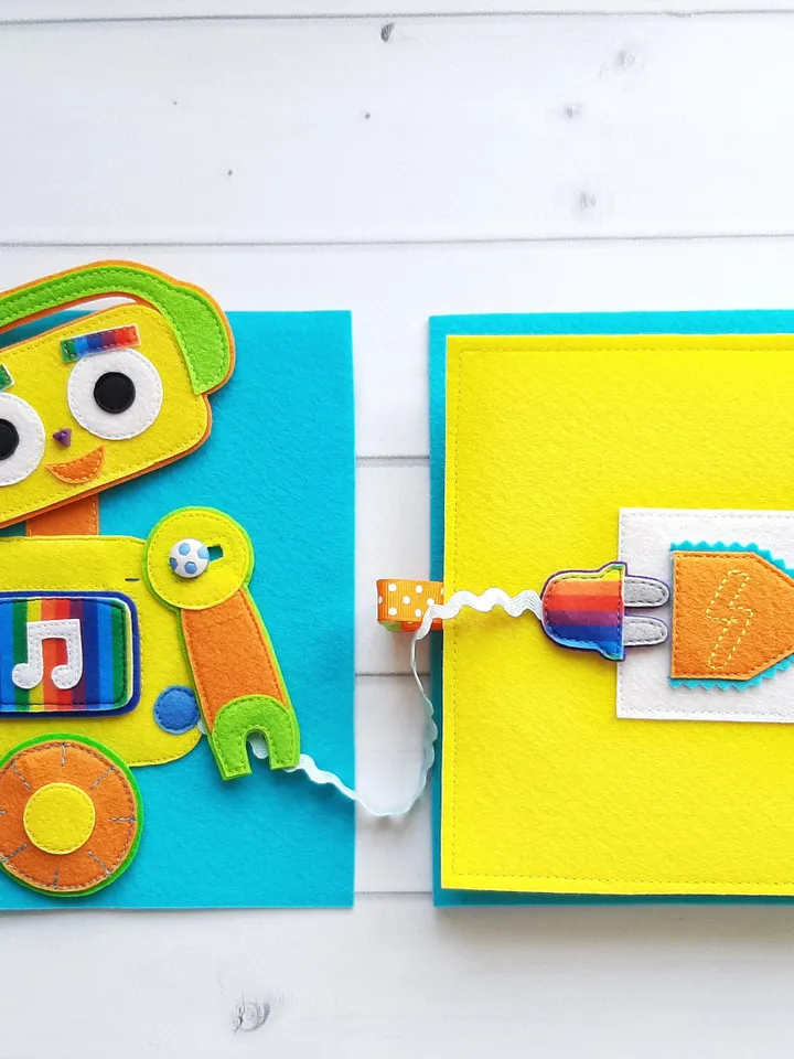 Robot Quiet book Pattern, Felt book template pdf, Soft montessori book pattern, Busy book sewing ideas for kids 2, 3, 4 year old