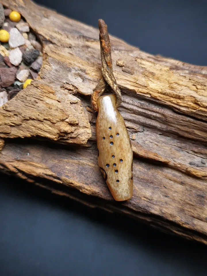 Gandhanra Tibetan Yak Bone Carved Amulet,Bead Counter Pendant,Mani Jewel Amulet for Mala,Prayer Beads