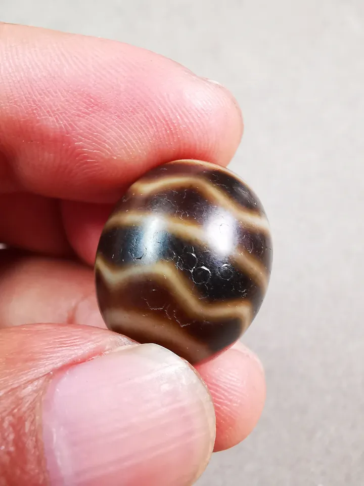 Gandhanra Tibetan Round Fortune Wave Dzi Bead(Darrow or Taklok Dzi),Tibetan Chung,Wealth Amulet,Small Size 20*17 mm