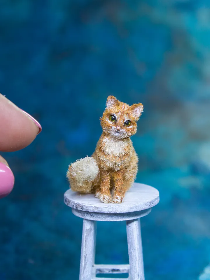 MINIATURE cat for dollhouse decoration