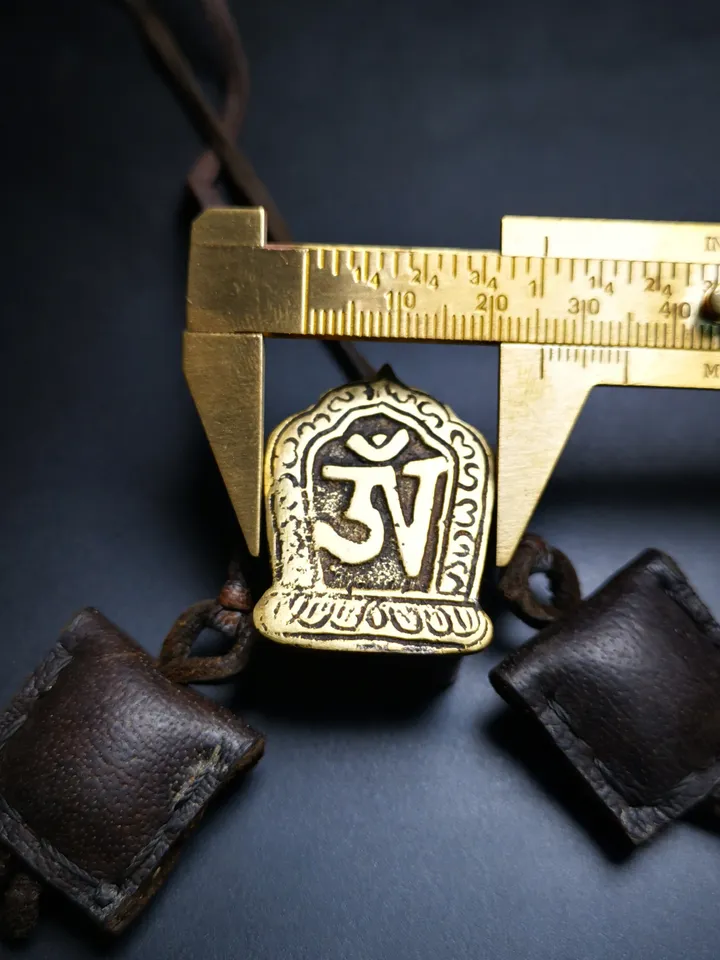 Gandhanra Antique Handmade Gau Ghau Shrine, Mini Tibetan Buddhist Altar Amulet Pendant,80 years old