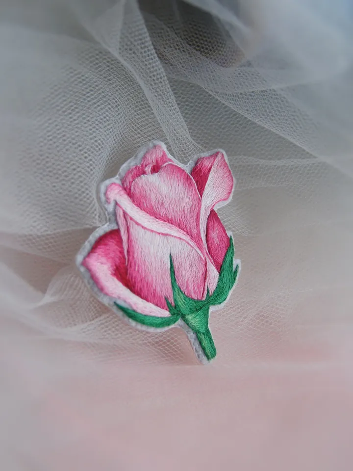 Rose Bud Brooch. Embroidered brooch, artistic satin stitch.
