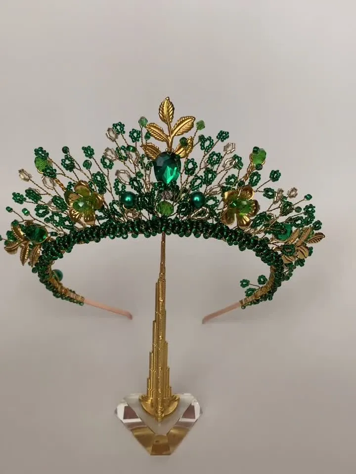 Green crown, Gold green crown, Silver Green crown, Emerald crown, Emerald tiara, Emerald diadem, Emerald headpiece, Green tiara, Elven crown, Elven tiara, Elven diadem, Wedding crown, Forest wedding, boho accessories, elf tiara, emerald wedding