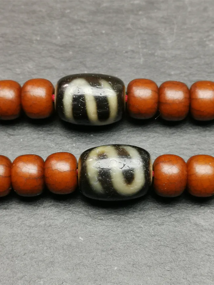 Gandhanra Tibetan Money Hook Dzi Bead Accessories,Dzi Spacer Beads,Marker Beads for Mala,Necklace,Amulet,0.63&quot; × 0.51&quot;