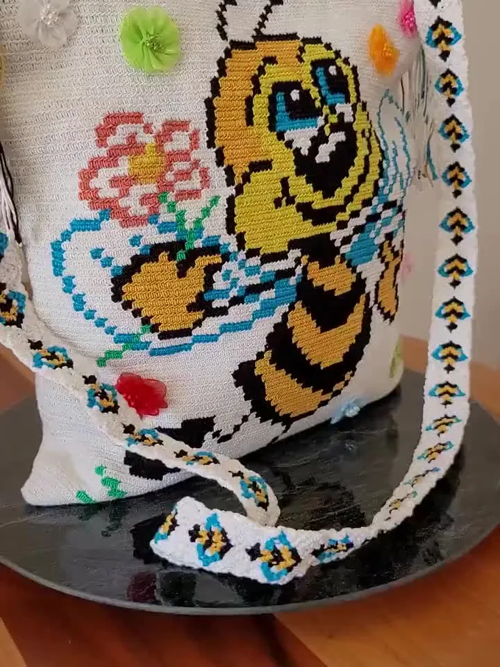 Bee crochet bag Crochet festival bag Art to wear purse Bohemian hippie bag Unique crochet bag Crochet bags zipper Macrame shoulder strap