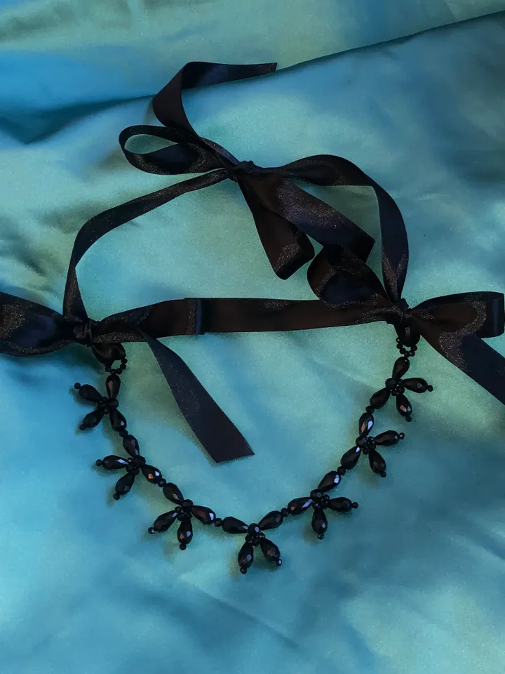 Beaded Flower & Ribbon Necklace