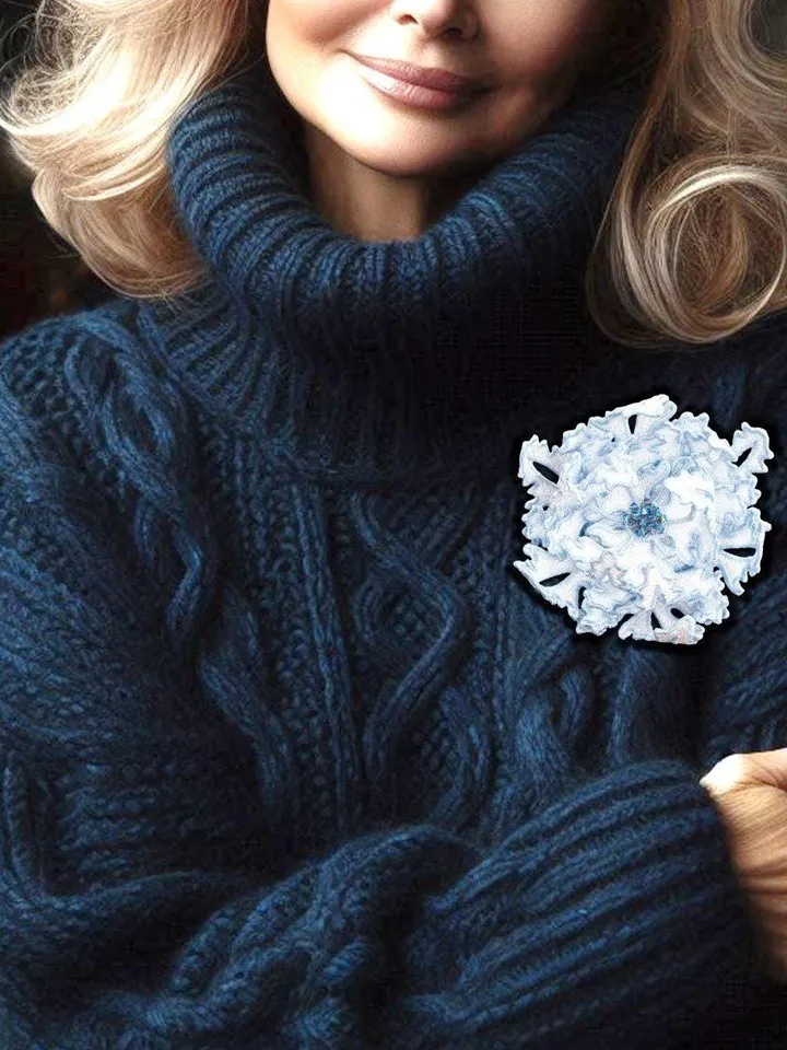 Machine embroidery design brooch FSL &quot;Snow flower&quot;