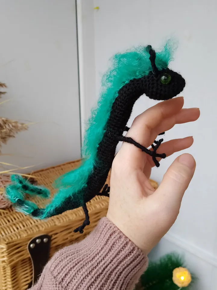 Chinese dragon interior toy original gift for a friend. Black green dragon toy