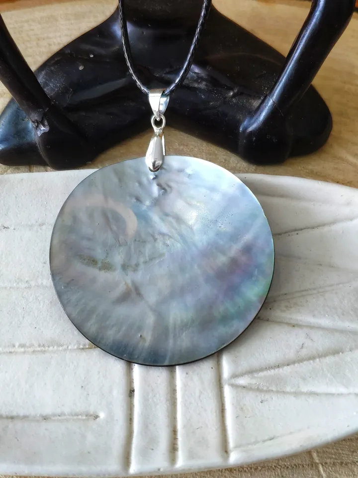 Pearl pendant necklace: Yin & Yang of black and white cat • Elegant symbolism on pendant for evening dress • Aesthetic gift for cat lover