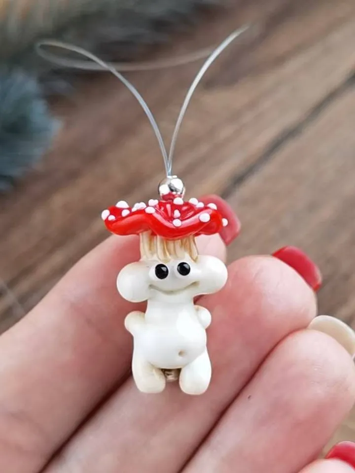 Mushroom ornament glass mushroom miniature , glass toadstools for terrarium decoration mini gardens or lampwork beads Mushroom figurine