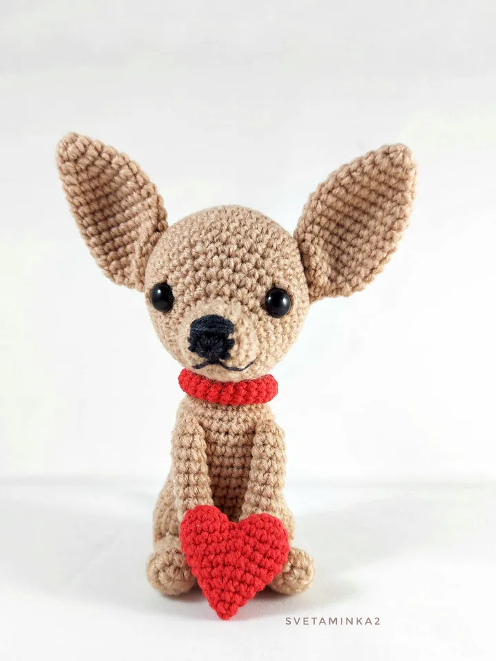 Chihuahua Crochet Pattern Amigurumi Dog (with small heart crochet pattern). Digital Download. PDF.