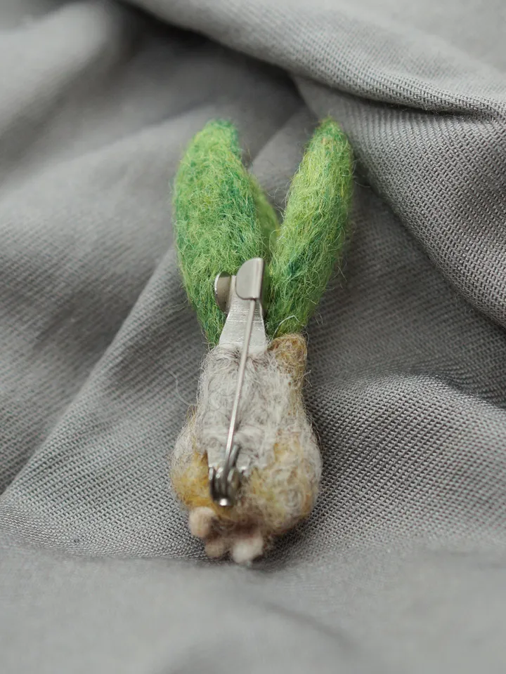 Needle felted spring bulb brooch, hyacinth brooch. ships from the US