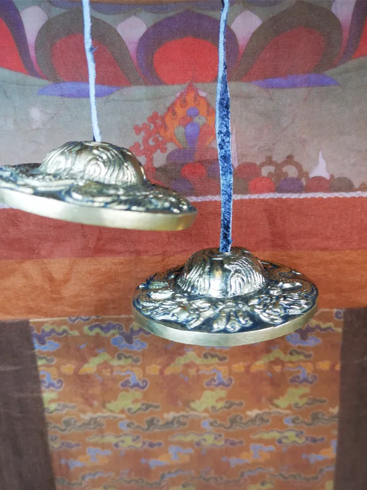 Gandhanra 6.5cm Tibetan Cymbals,Tingsha Bell,Buddhism Ritual Implement,Handmade in Nepal, 2 Dragon Pattern